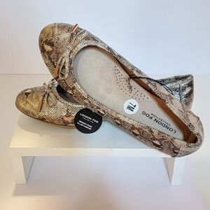 London Fog Brilie Style Ballerina slip on shoes U.S size 7M
